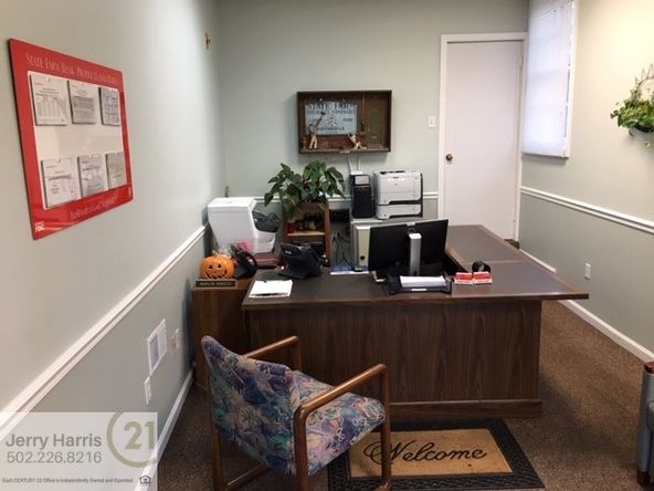 114 Thompson St, Frankfort, KY 40601